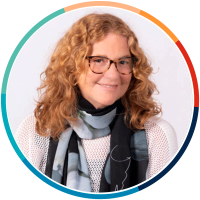 Laurie Tennent headshot